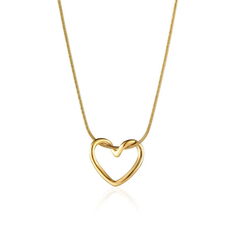 Hollow Heart Pendant Neckchain