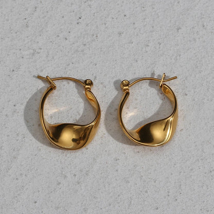 Twist of Luxe Earrings