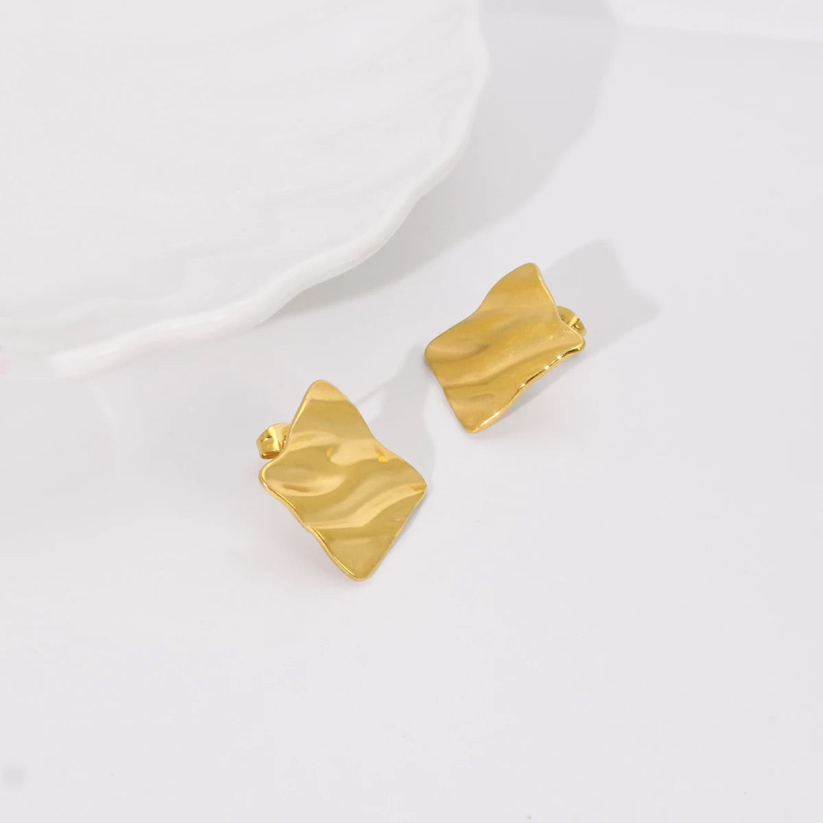 Rippled Square Earrings