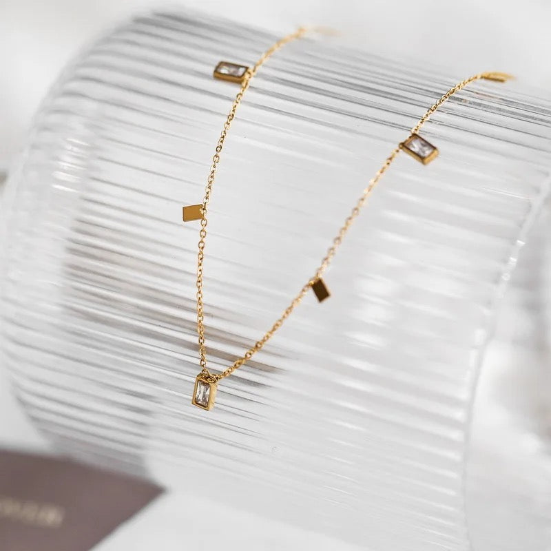 Dainty Glow Neckchain